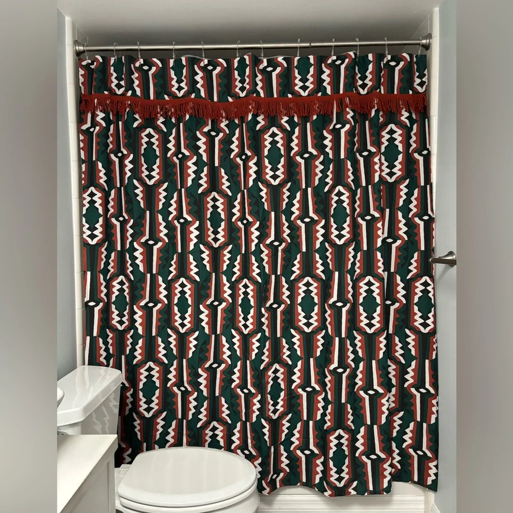 NWOT Opalhouse designed with Jungalow Profil Shower Curtain - Green Geometric